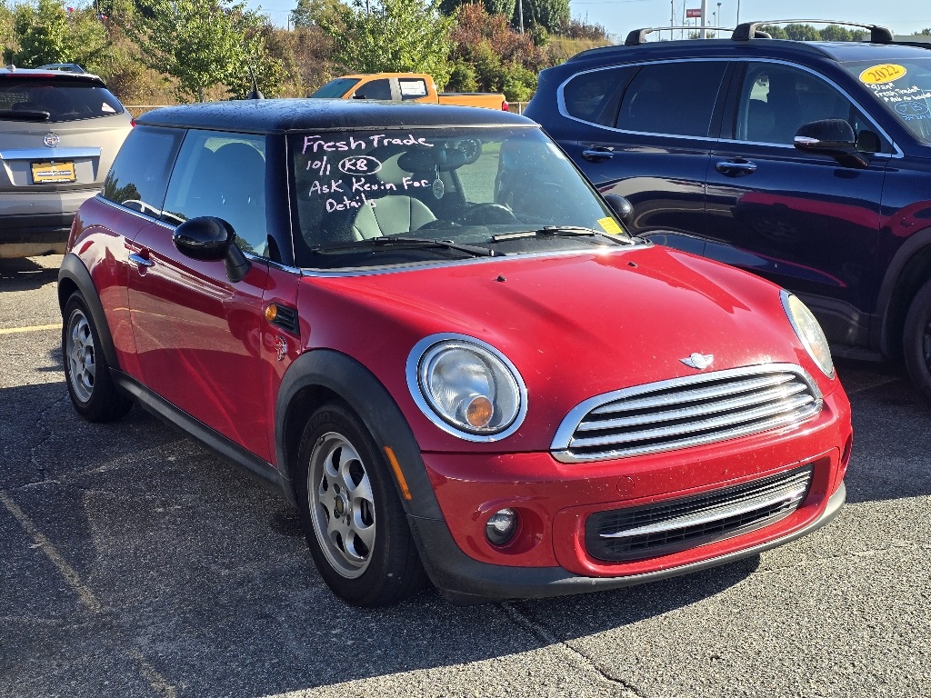 2013 Mini Cooper Hardtop Base photo 2