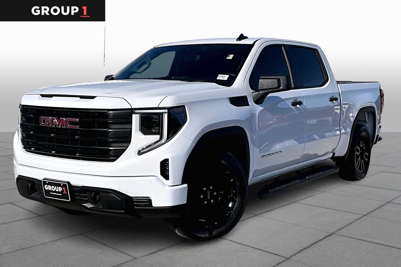 2024 GMC Sierra 1500 Pro's photo