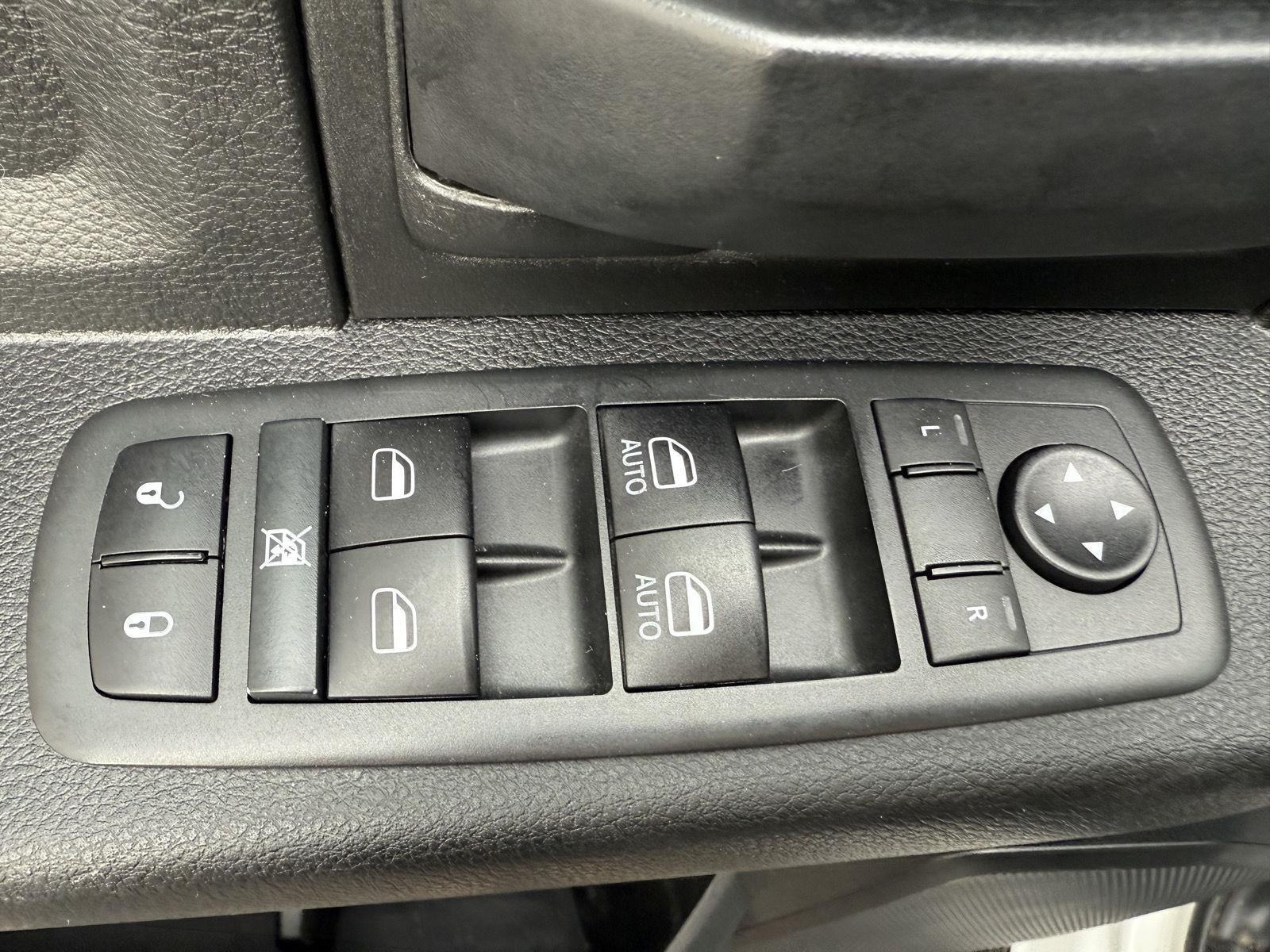 2020 Ram 2500 Tradesman photo 12