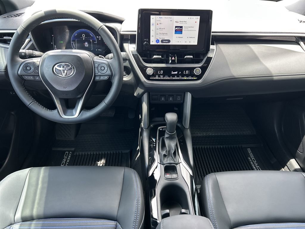 2025 Toyota Corolla Cross Hybrid S photo 13