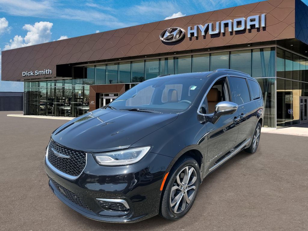 2022 Chrysler Pacifica Pinnacle photo 3