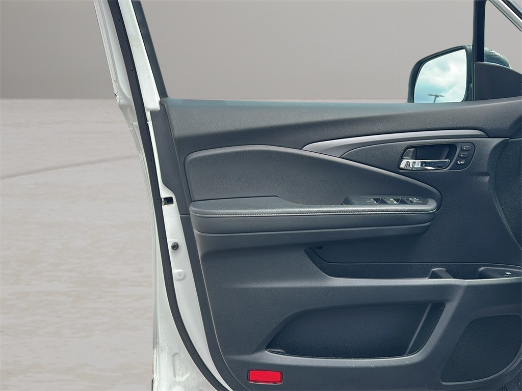 2023 Honda Ridgeline RTL photo 27