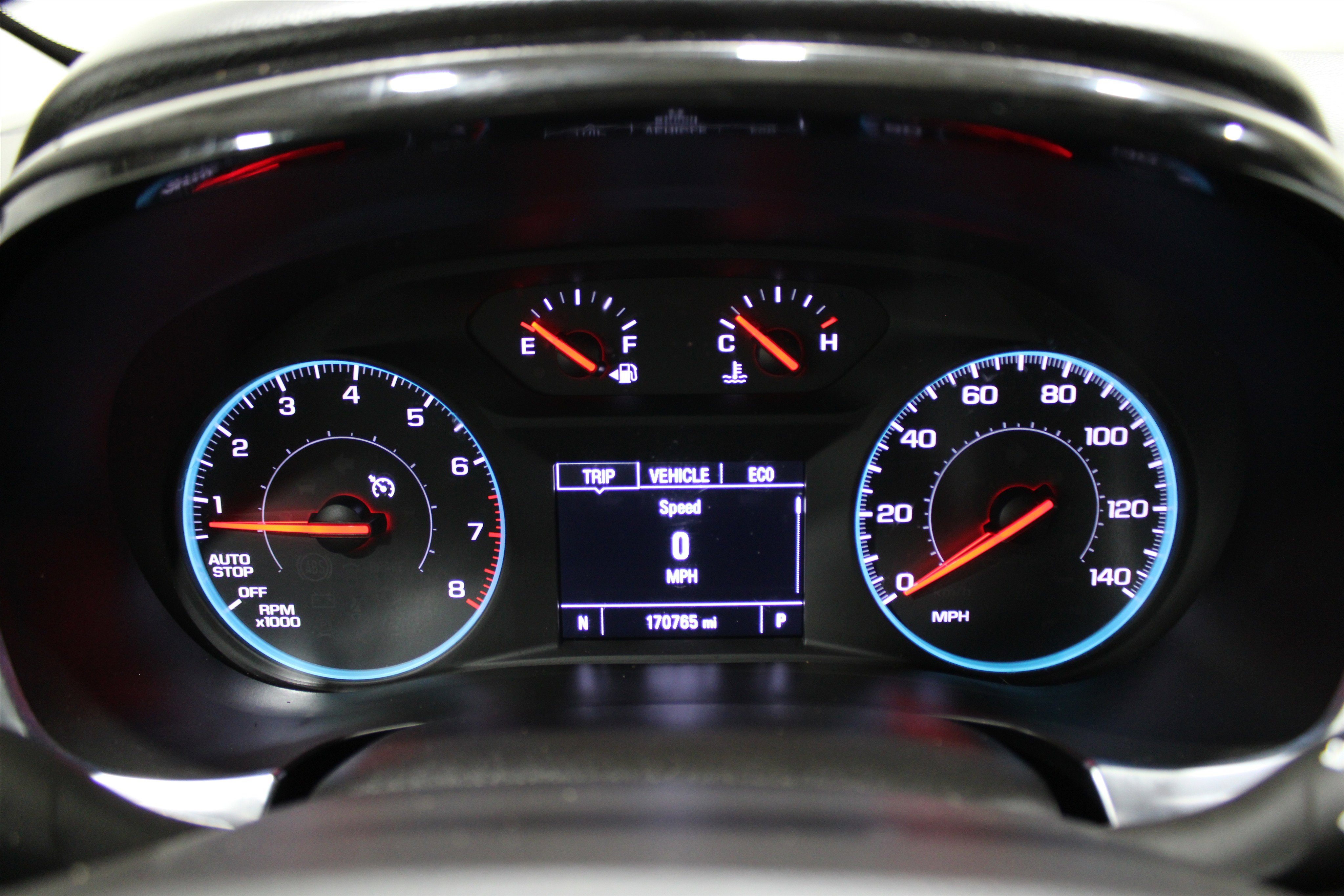 2020 Chevrolet Traverse LS photo 2