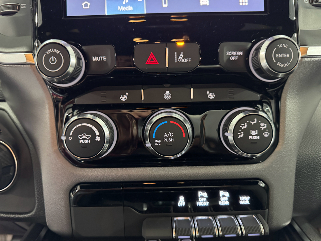 2026 Ram 1500 Big Horn photo 30