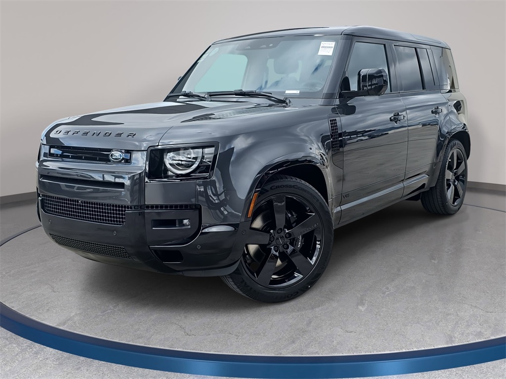 2026 Land Rover Defender V8's photo