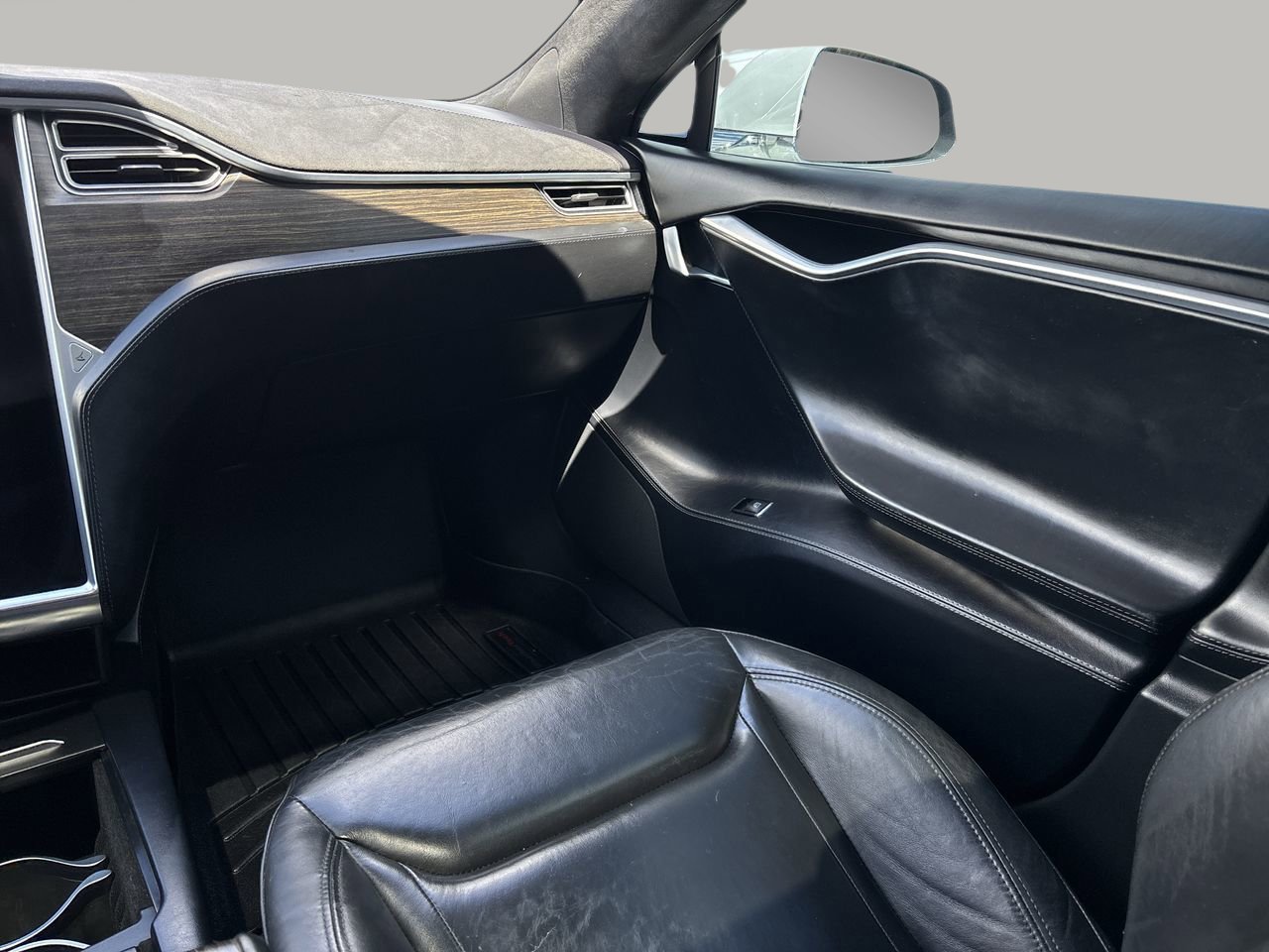 2016 Tesla Model S 60 photo 14