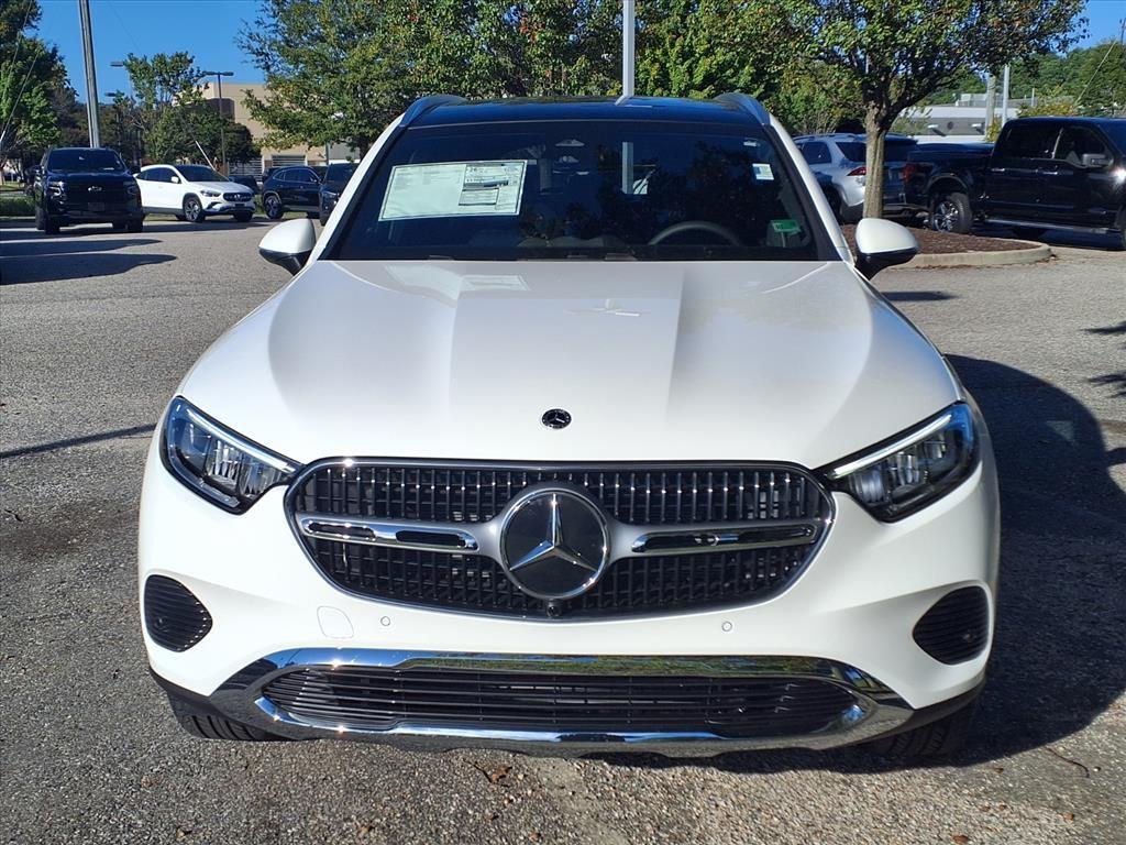 2026 Mercedes Benz GLC 300 4MATIC photo 2
