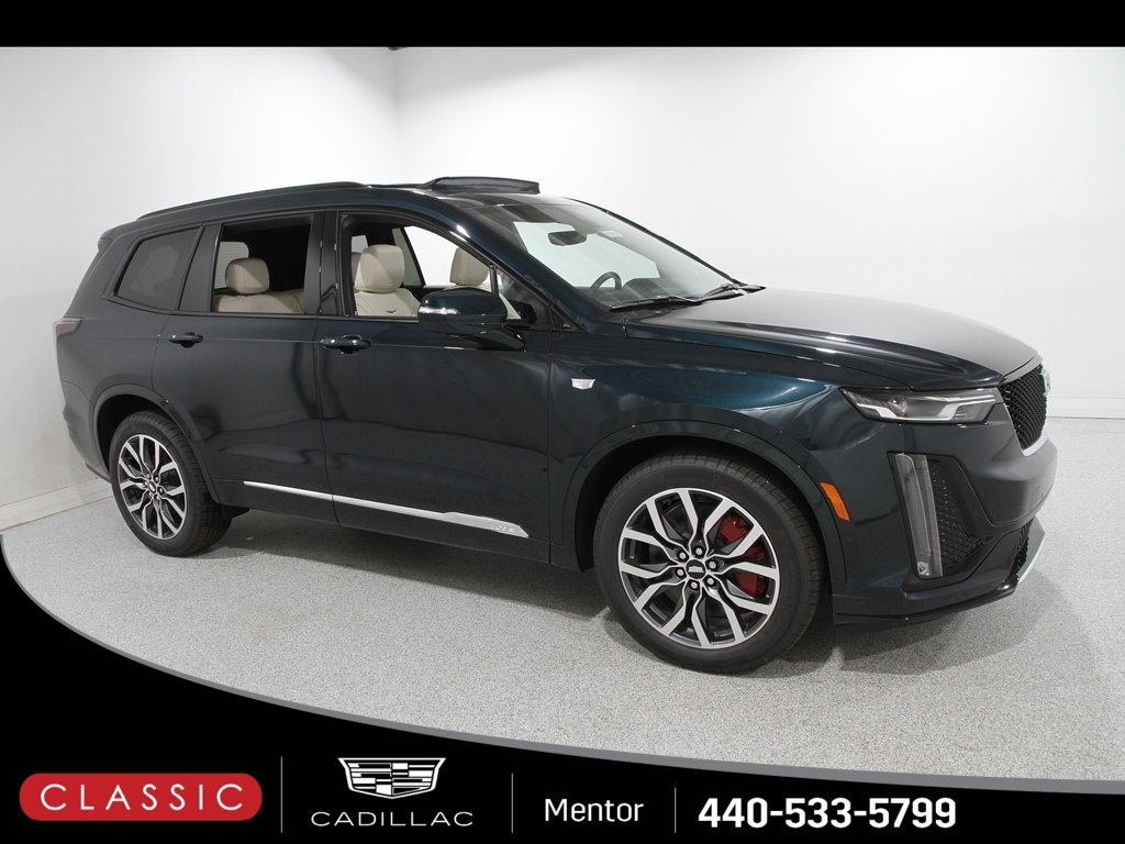 2025 Cadillac XT6 Sport's photo