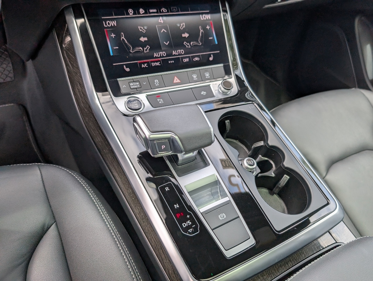 2025 Audi Q7 55 Premium photo 10