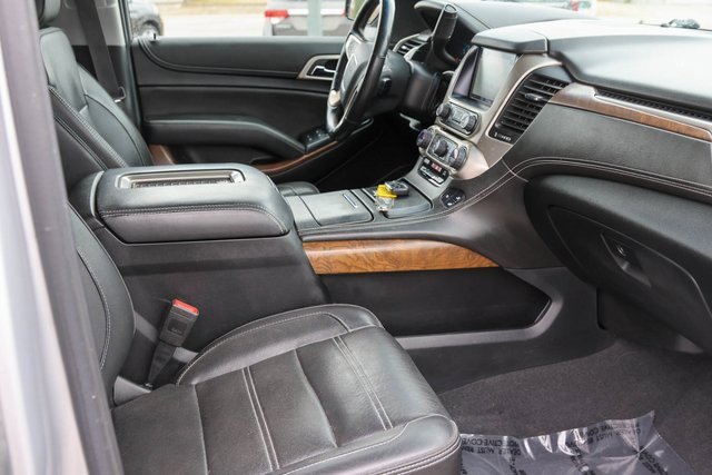 Used 2020 Quicksilver Metallic GMC Denali image 20