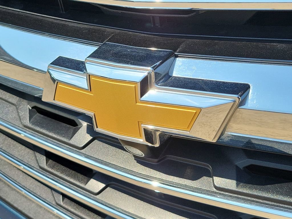 2025 Chevrolet Traverse photo 30