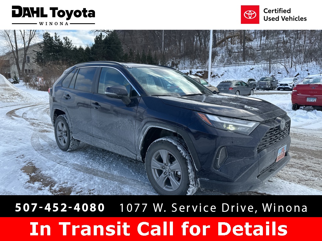 2025 Toyota RAV4 XLE's photo