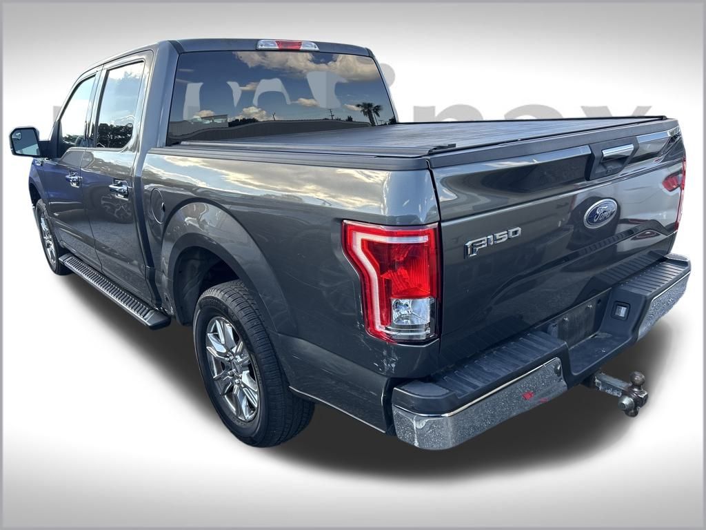 2015 Ford F-150 XLT photo 3