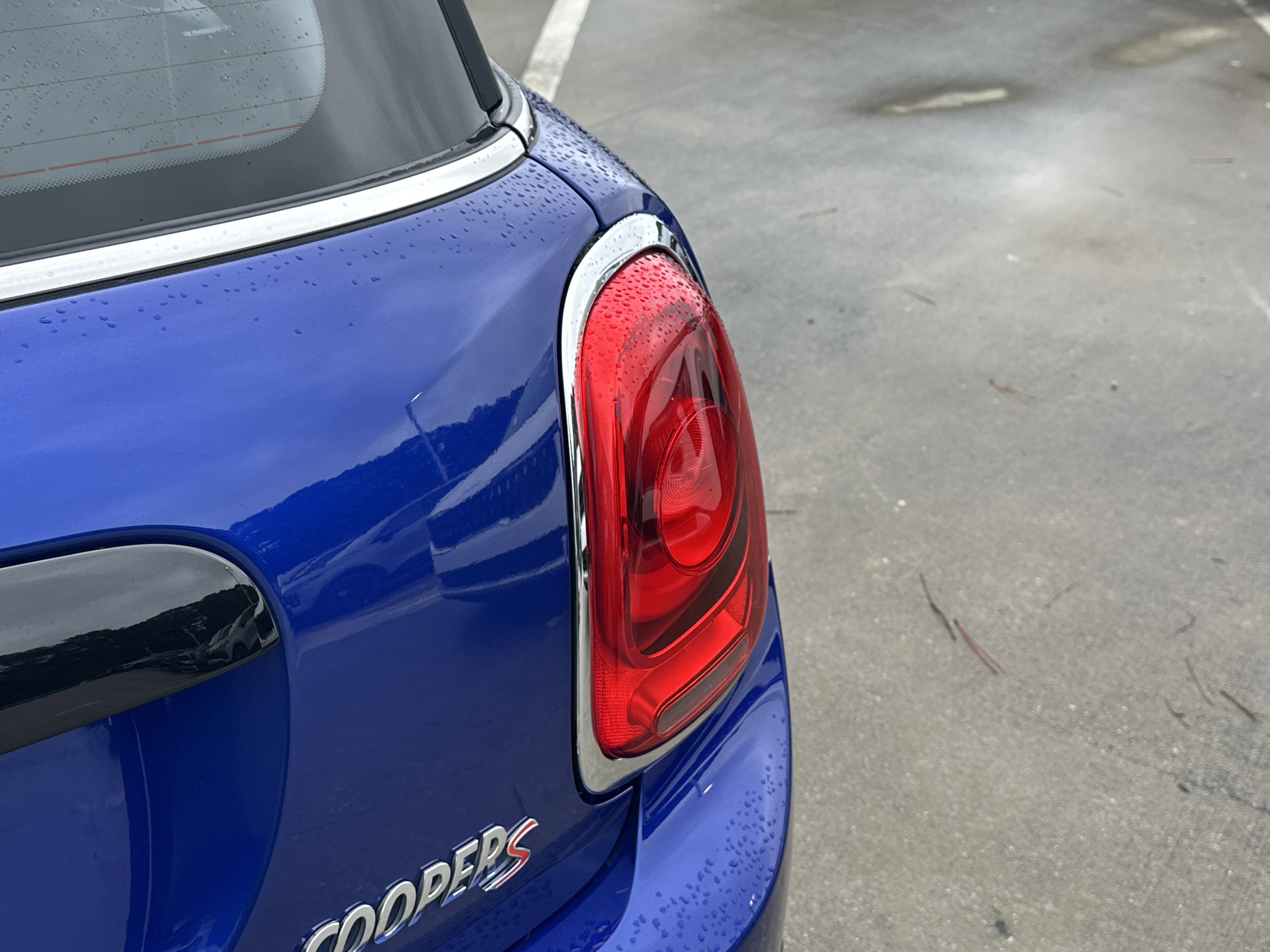 2019 Mini Cooper 2 Door Hardtop S photo 2