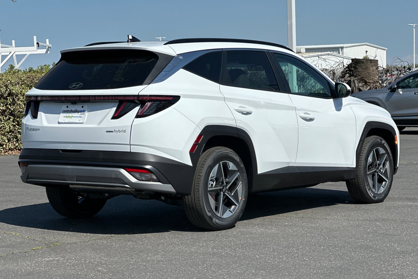 2025 Hyundai Tucson Hybrid SEL Convenience Sport photo 4