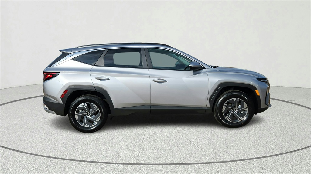 2025 Hyundai Tucson Hybrid Blue photo 2