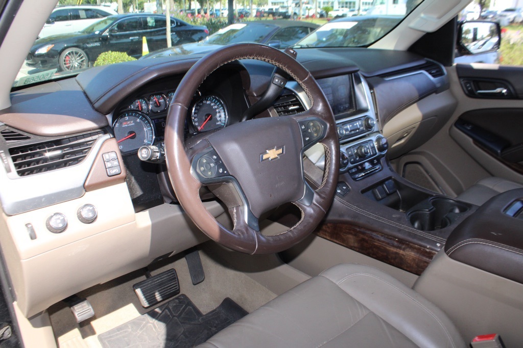 2018 Chevrolet Tahoe LT photo 4