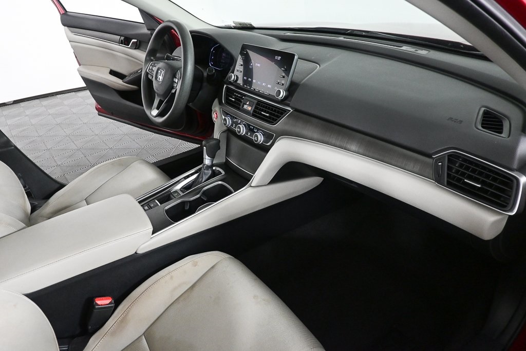 2018 Honda Accord LX photo 20