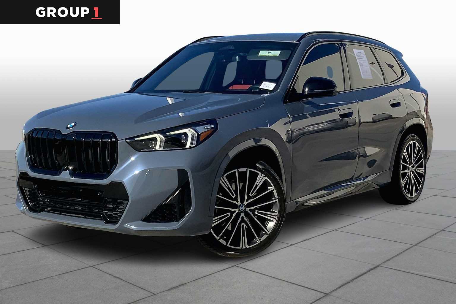 2023 BMW X1 28i's photo