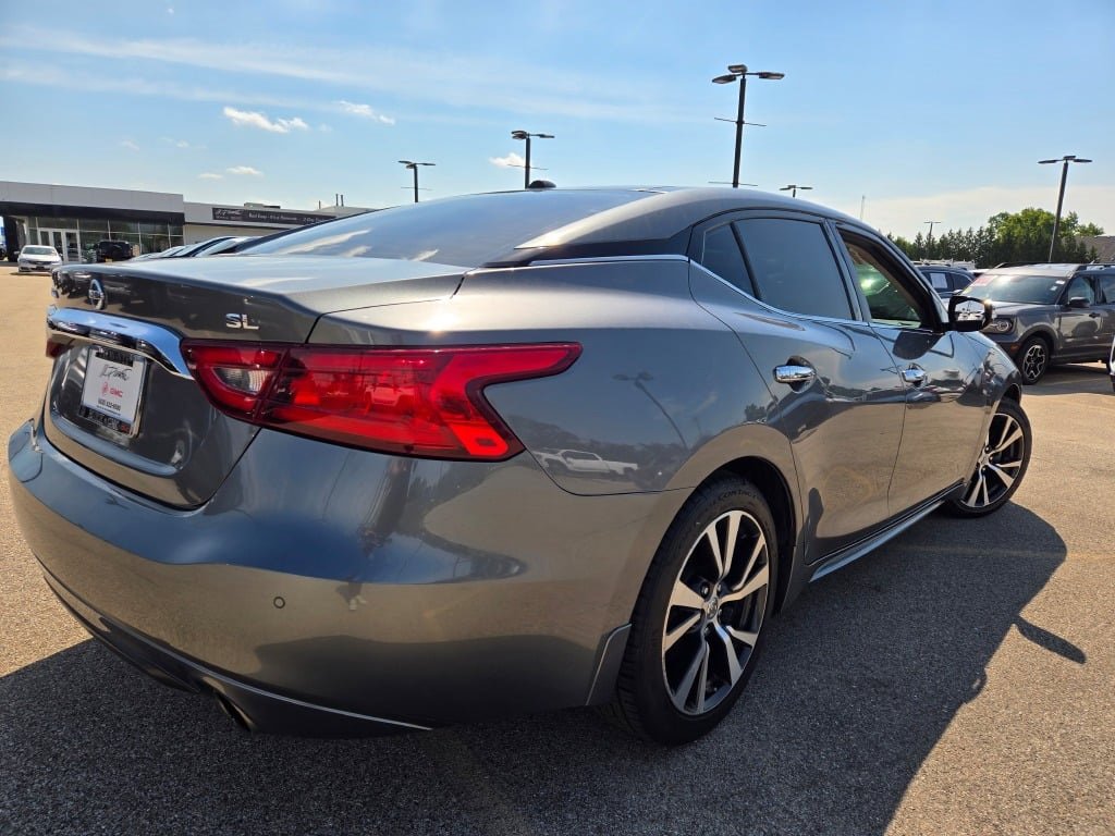 2017 Nissan Maxima SL photo 12
