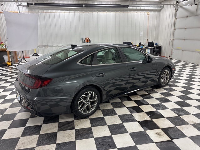 2022 Hyundai Sonata SEL photo 3