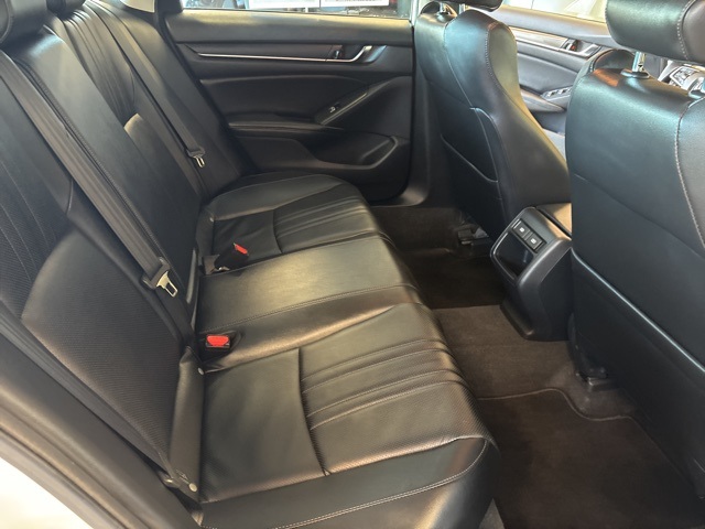 2022 Honda Accord Sport SE photo 2