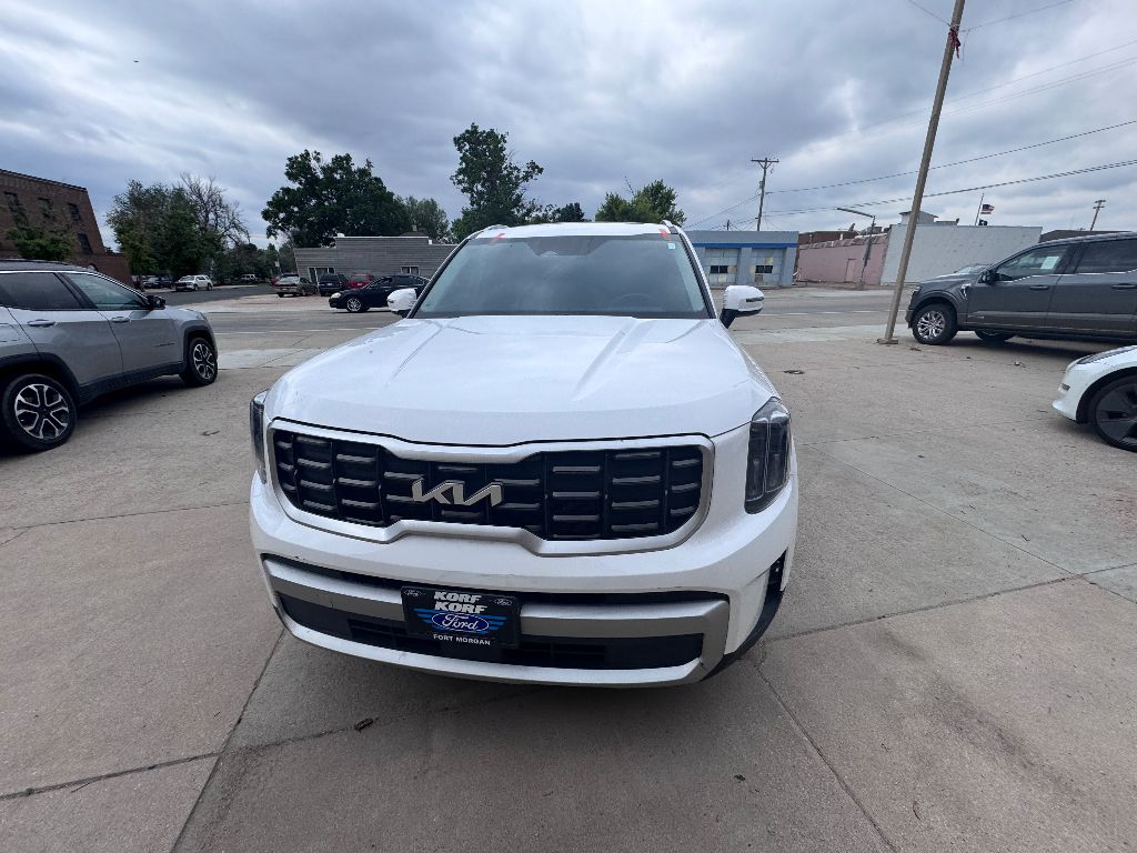 2023 Kia Telluride S photo 2