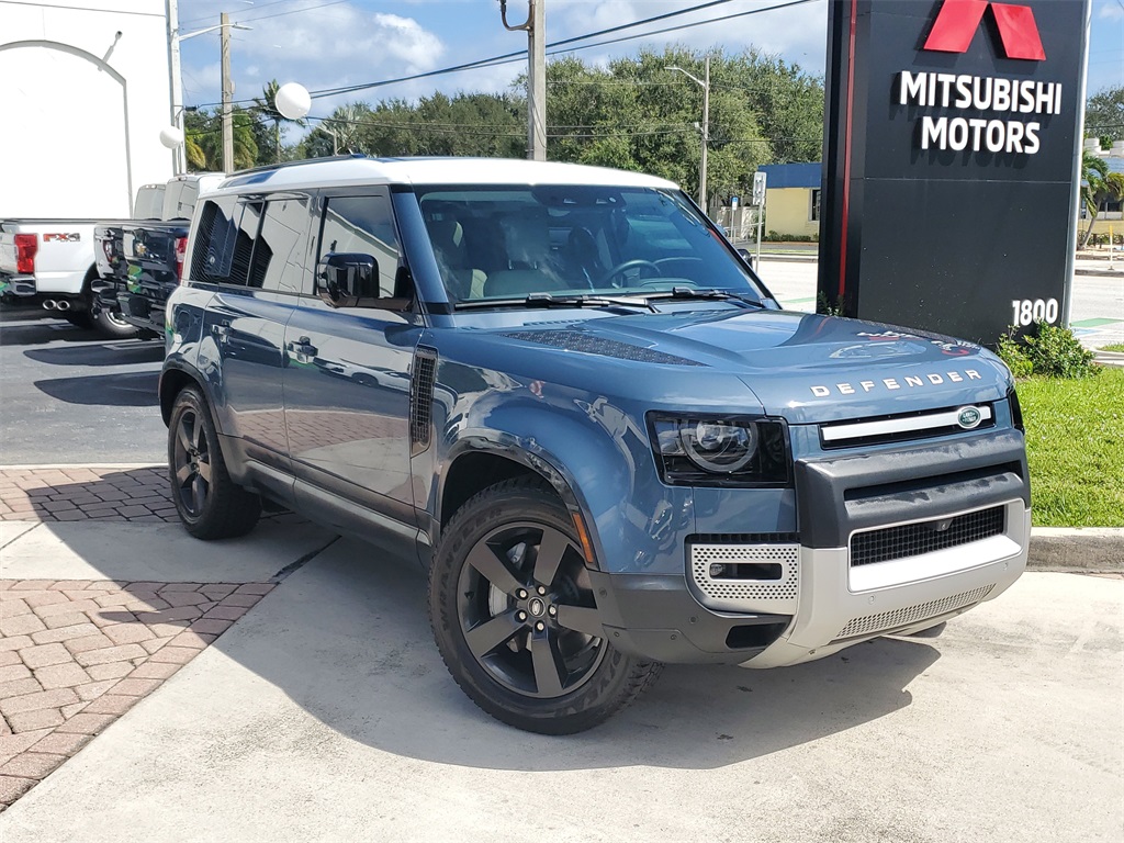 2024 Land Rover Defender 110 S photo 29