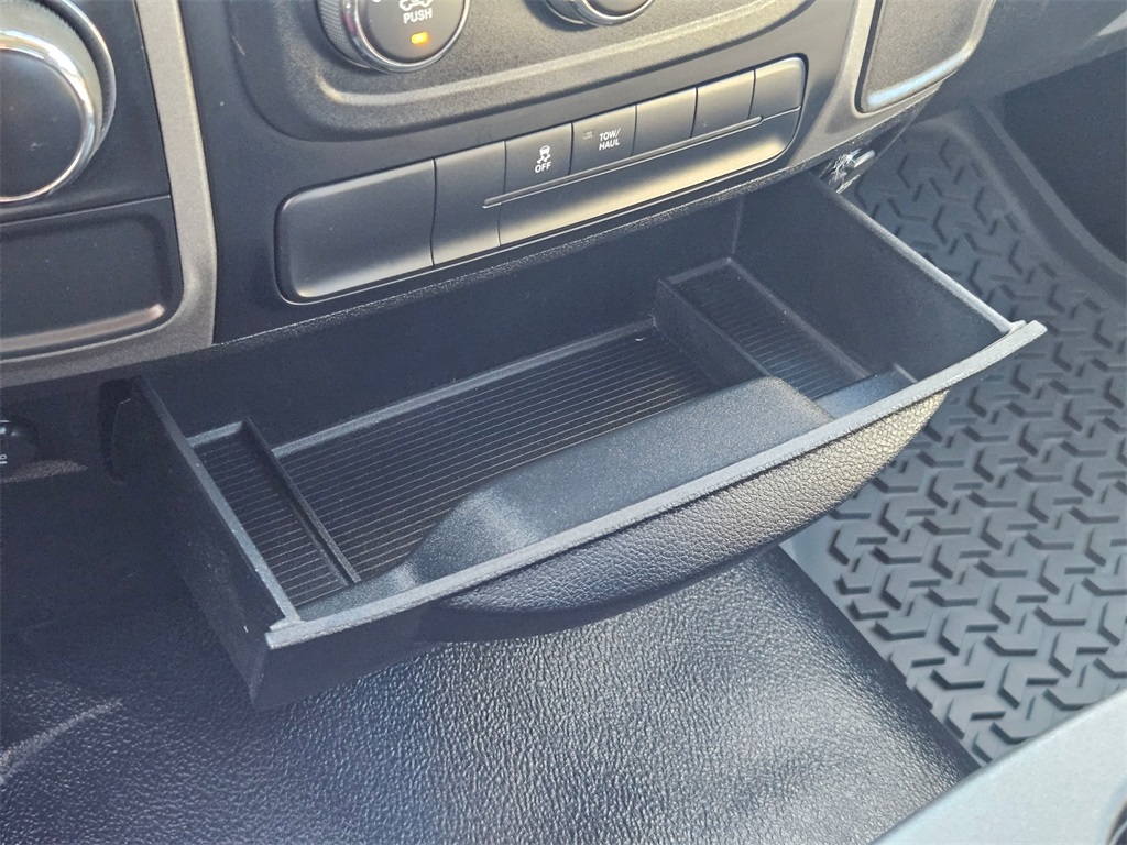 2013 Ram 1500 Tradesman Express photo 25