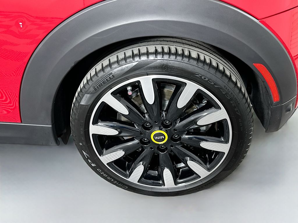 2024 Mini Cooper SE Signature photo 26