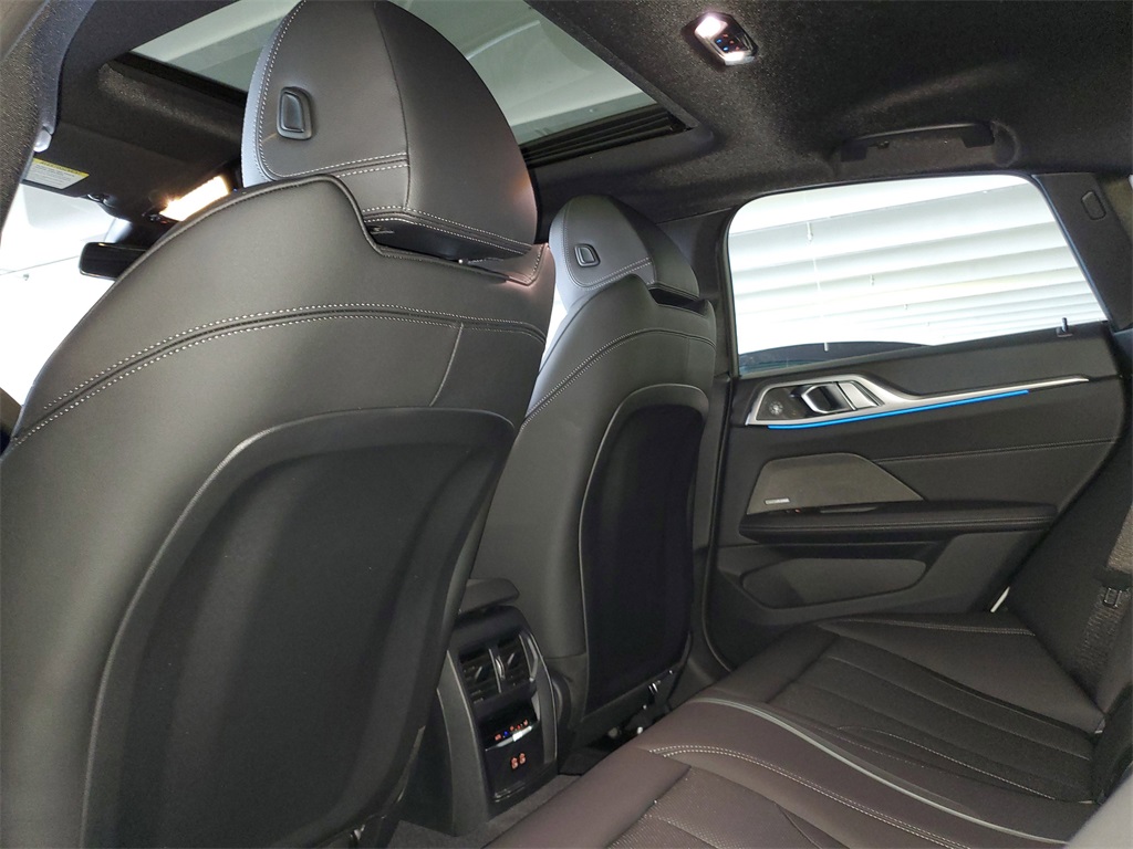 2025 Bmw i4 eDrive40 photo 9