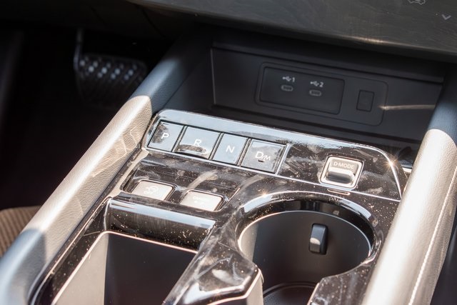 2025 Nissan Murano SL photo 4