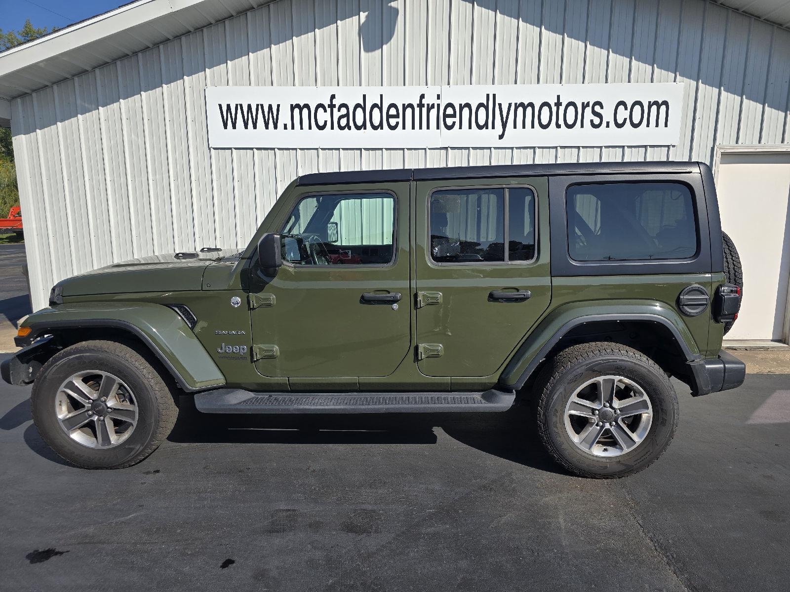 2022 Jeep Wrangler Unlimited Sahara photo 2