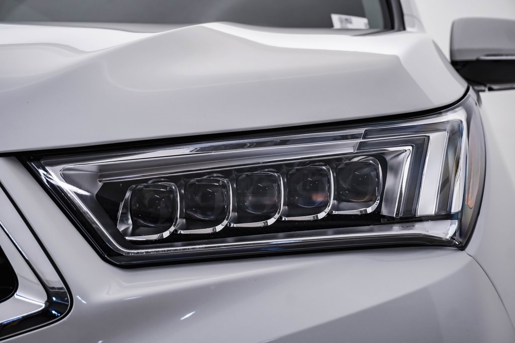 2020 Acura MDX SH-AWD photo 5