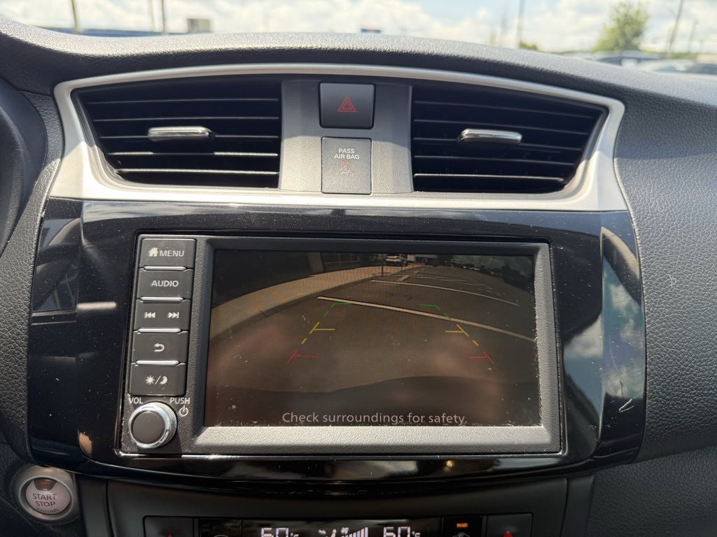 2019 Nissan Sentra SV photo 18