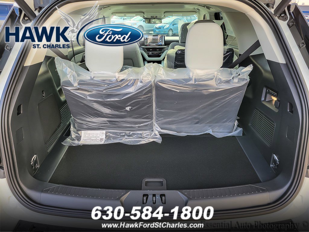 2026 FORD EXPLORER - Image 17