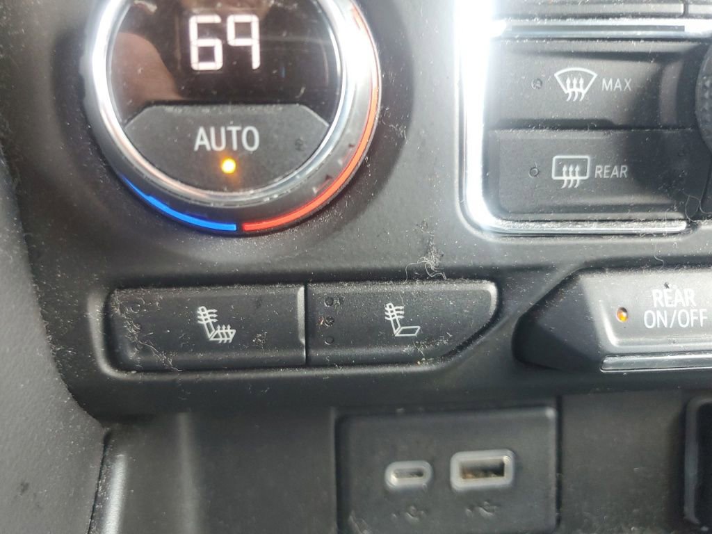 2021 Chevrolet Tahoe Z71 photo 28