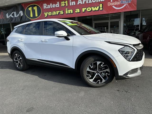 2025 Kia Sportage EX photo 3