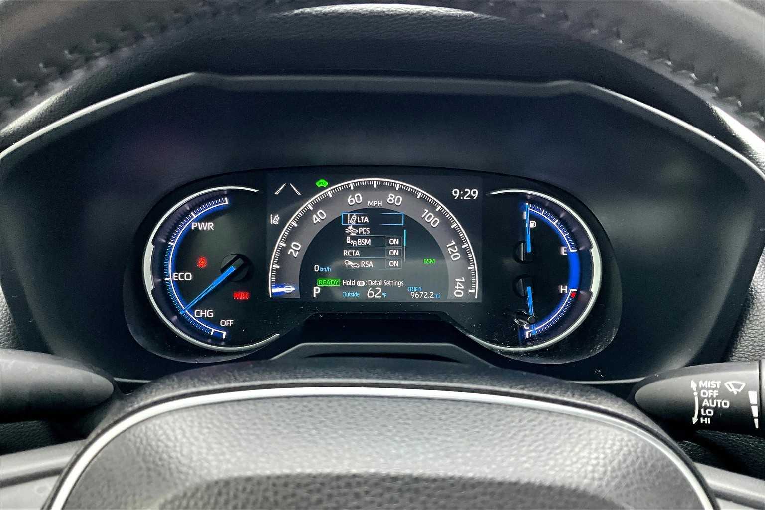 2023 Toyota RAV4 Hybrid XSE photo 22