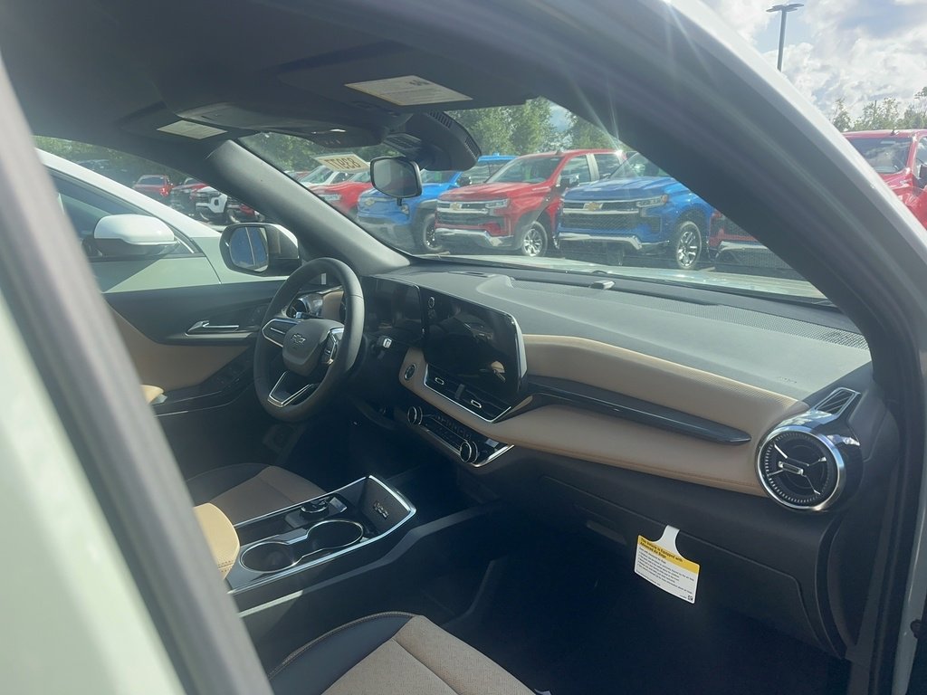 2026 Chevrolet Equinox ACTIV photo 4