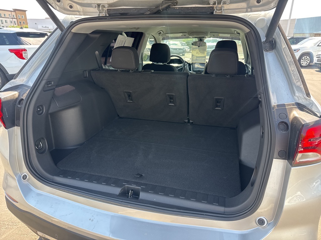 2022 Chevrolet Equinox LT photo 11