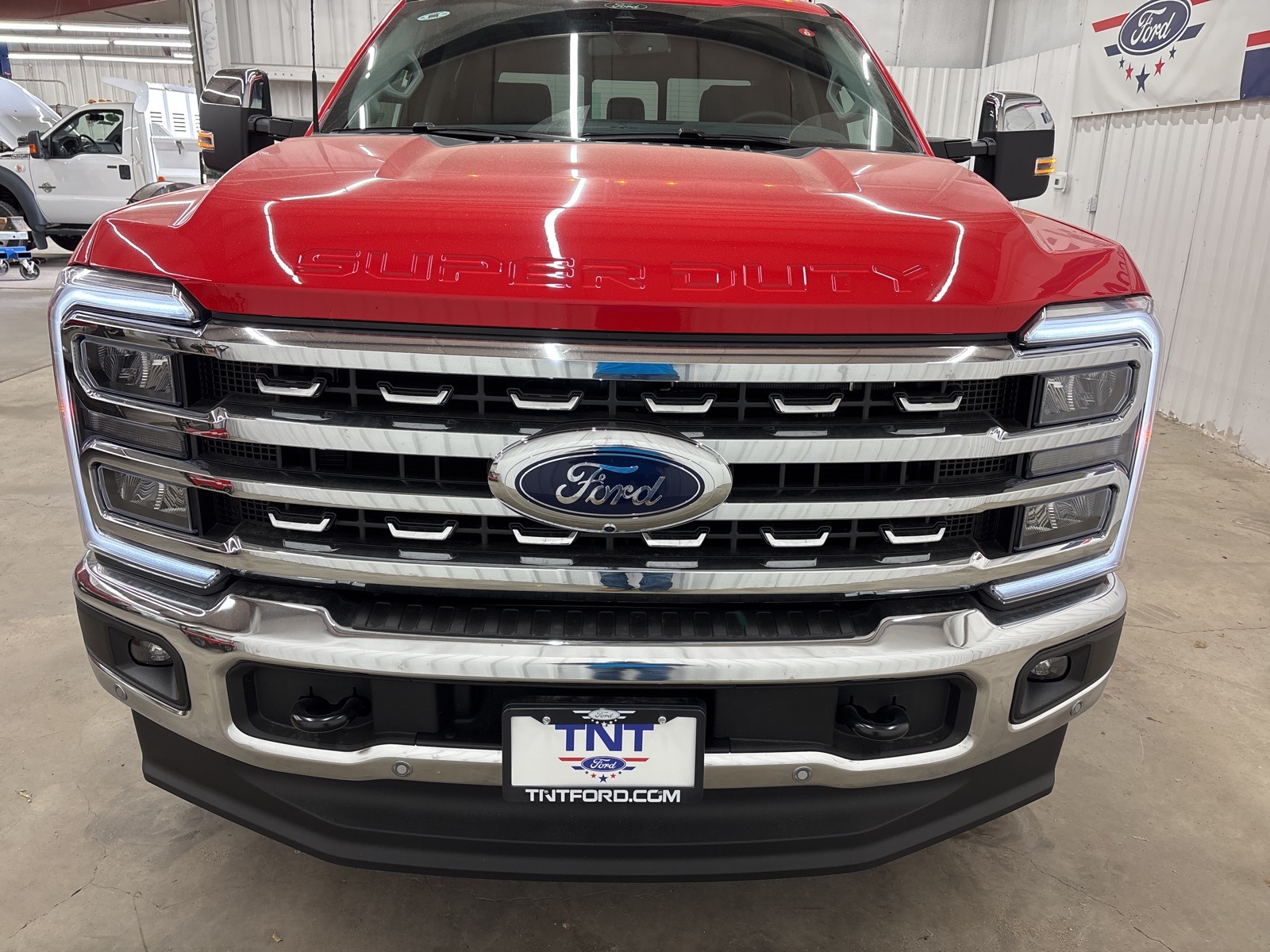 2026 Ford F-350 Lariat photo 3