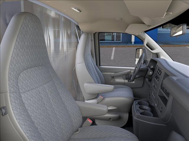 2025 Chevrolet Express Cutaway 3500 photo 14