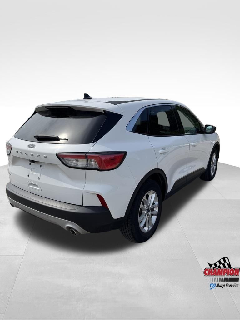 2022 Ford Escape SE photo 6
