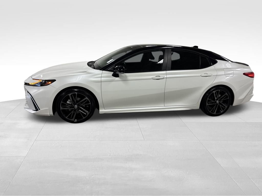 2025 Toyota Camry XSE photo 6