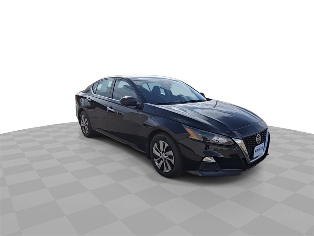 2022 Nissan Altima 2.5 S photo 2