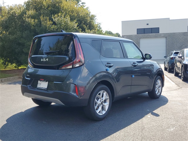 2025 Kia Soul S photo 4