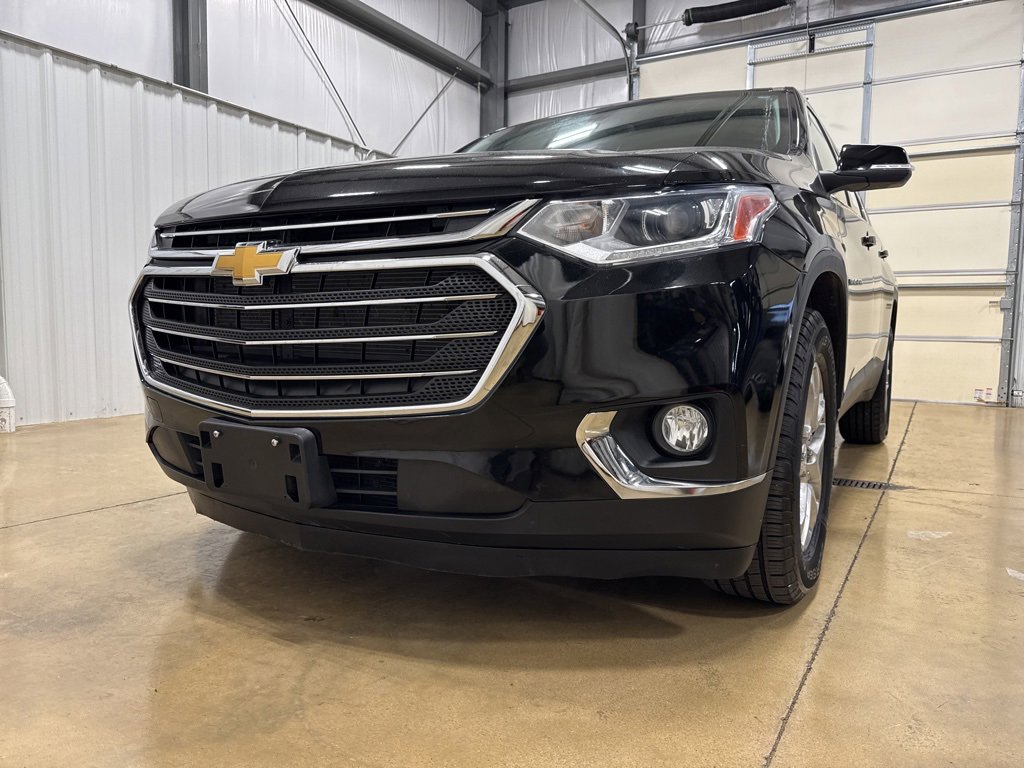Used 2021 Chevrolet Traverse 1LT with VIN 1GNERGKW5MJ159481 for sale in Carlyle, IL