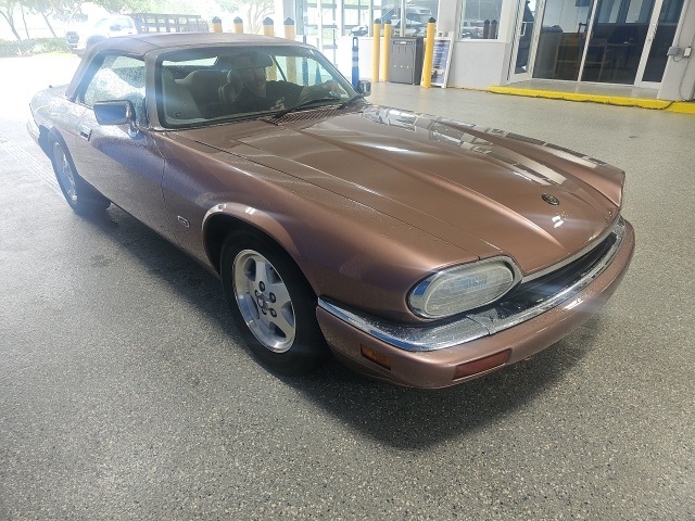 1995 Jaguar XJS photo 2