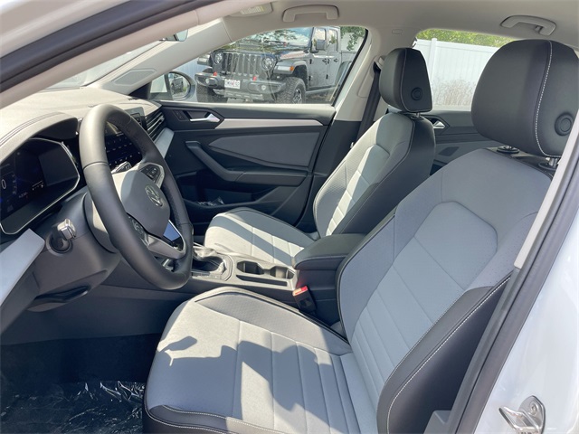 2025 Volkswagen Jetta 1.5T SE photo 30